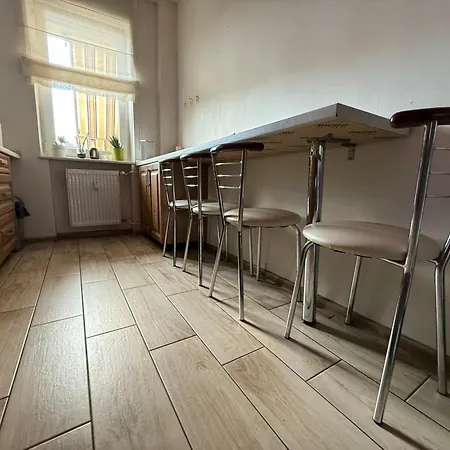 民宿 Chocisza Moonsky 波兹南