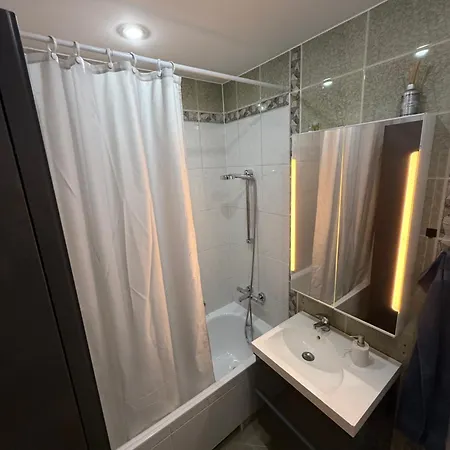 Chocisza Moonsky 民宿 *