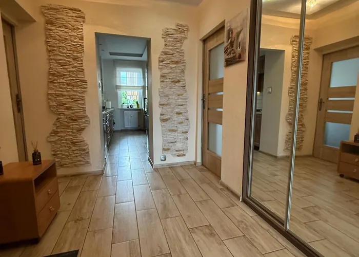 Chocisza Moonsky Homestay Poznan